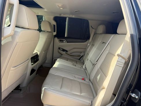Used 2017 GMC Yukon Denali AWD/4WD image 12