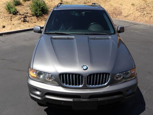 Used 2005 BMW X5 3.0i image 2