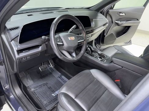 Used 2024 Cadillac XT4 Sport AWD/4WD image 12