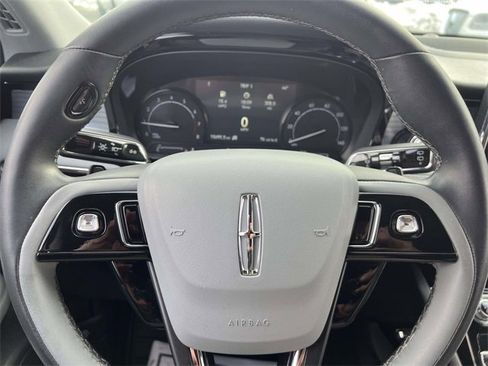 Certified 2022 Lincoln Corsair AWD w/ Equipment Group 101A image 24