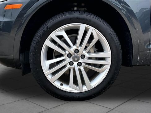 Used 2018 Audi Q5 2.0T Premium Plus w/ Premium Plus Package AWD/4WD image 11