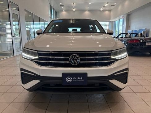 Certified 2023 Volkswagen Tiguan SE AWD/4WD image 2