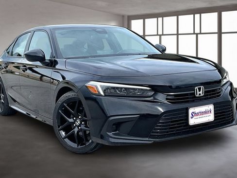 Used 2024 Honda Civic Sport image 3