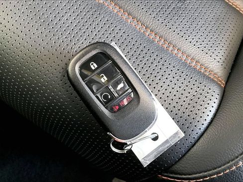 Used 2023 Honda CR-V Sport Touring image 10