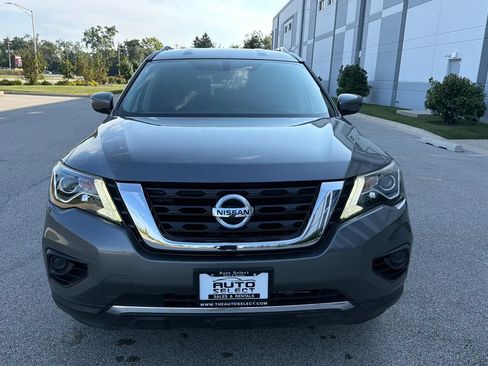 Used 2017 Nissan Pathfinder S FWD image 2
