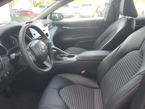 Used 2024 Toyota Camry SE FWD image 16