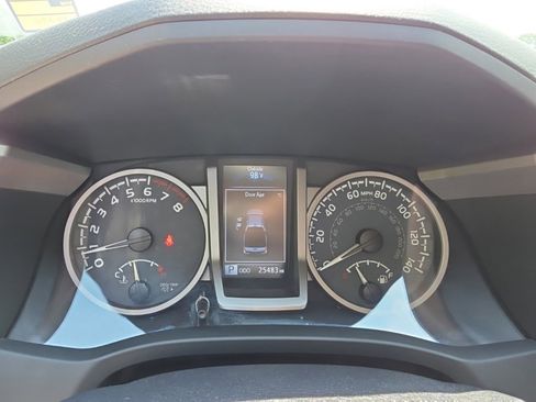 Used 2023 Toyota Tacoma SR5 w/ Technology Package AWD/4WD image 20