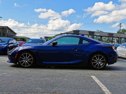 Used 2022 Toyota GR86 w/ ALL Weather Mat Package (TMS) RWD image 9