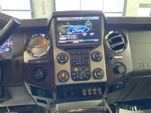 Used 2014 Ford F350 Lariat w/ Chrome Package image 7