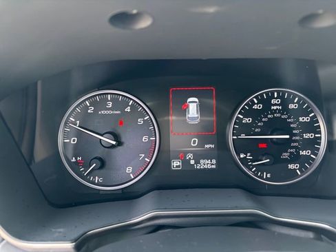 Certified 2025 Subaru Outback Onyx Edition AWD/4WD image 23