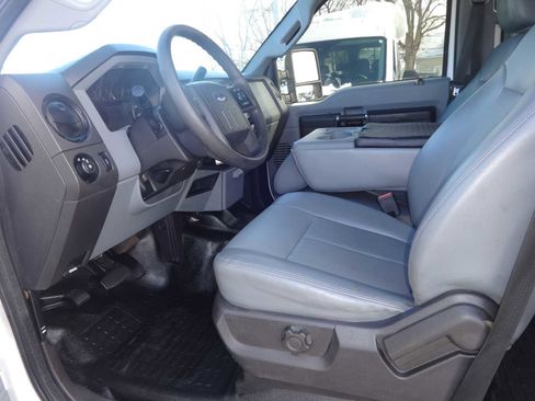 Used 2015 Ford F250 XL w/ Power Equipment Group image 13