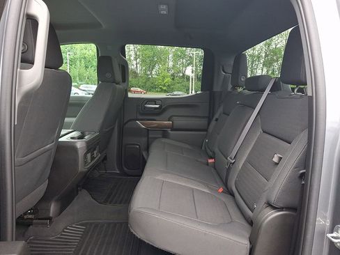 Used 2022 Chevrolet Silverado 1500 RST w/ LPO, Blackout Package AWD/4WD image 8