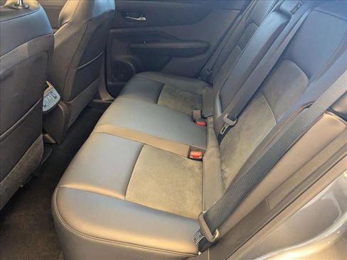 New 2025 Nissan Ariya AWD image 14