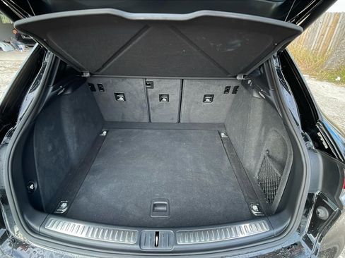 Used 2021 Porsche Macan S image 16