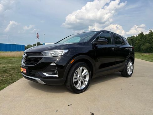 Used 2023 Buick Encore GX Preferred FWD image 1