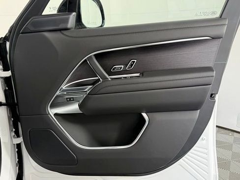 New 2026 Land Rover Range Rover Long Wheelbase SE AWD/4WD image 20