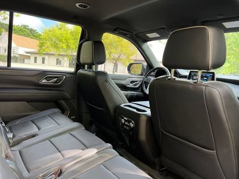 Used 2021 GMC Yukon SLT AWD/4WD image 17