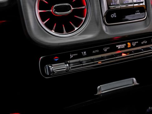 Used 2025 Mercedes-Benz G 63 AMG 4MATIC image 68