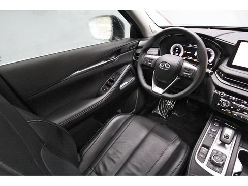 Used 2024 INFINITI QX60 Luxe w/ Performance Audio Package FWD image 8