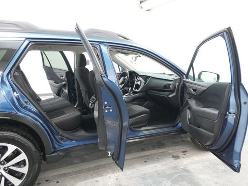 Used 2022 Subaru Outback Premium image 27