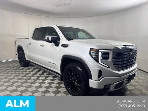Used 2024 GMC Sierra 1500 Denali AWD/4WD image 3
