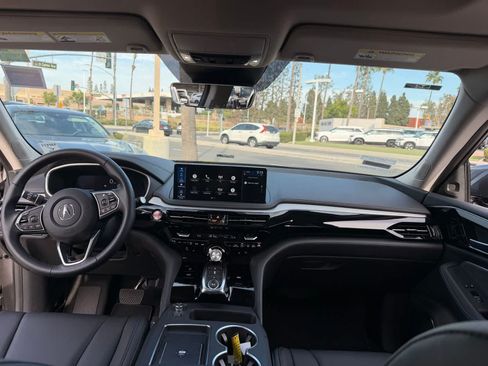 Certified 2026 Acura MDX FWD image 19