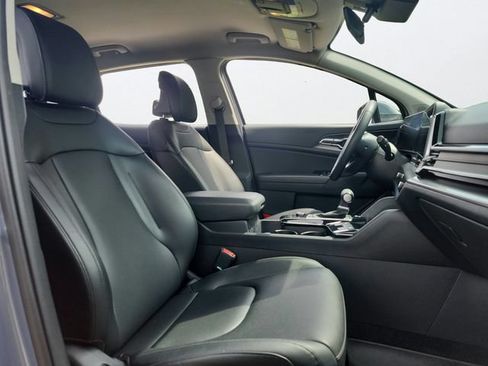 Certified 2024 Kia Sportage EX FWD image 24