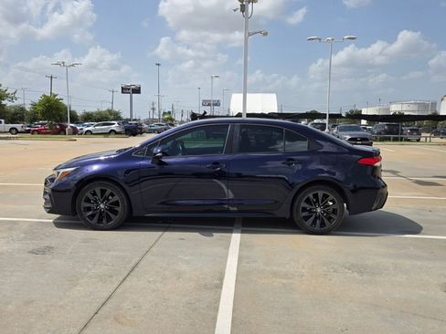 Used 2023 Toyota Corolla SE FWD image 9