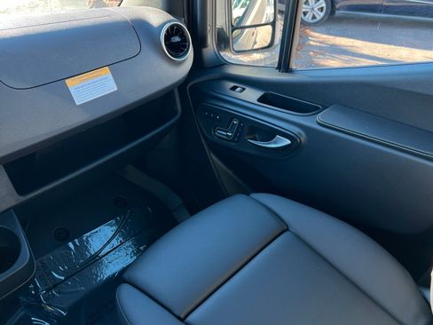 New 2026 Mercedes-Benz Sprinter 2500 image 10
