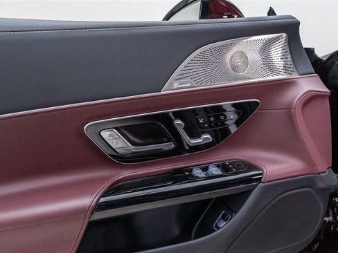 Used 2024 Mercedes-Benz SL 55 AMG 4MATIC w/ Manufactur Interior Package image 69
