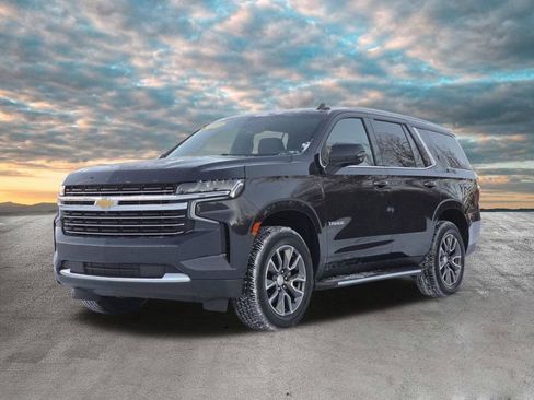 Used 2022 Chevrolet Tahoe LT w/ Luxury Package image 34