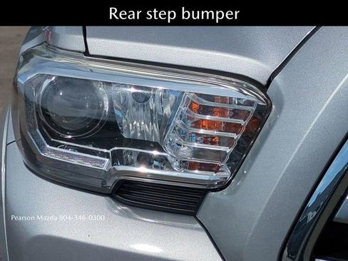 Used 2019 Toyota Tacoma Limited image 11