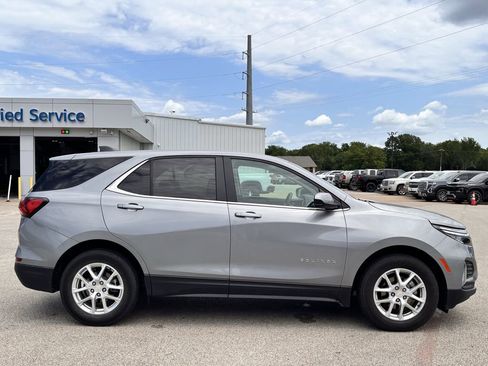 Used 2024 Chevrolet Equinox LT AWD/4WD image 4
