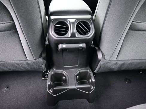 New 2026 Jeep Gladiator Sport image 29