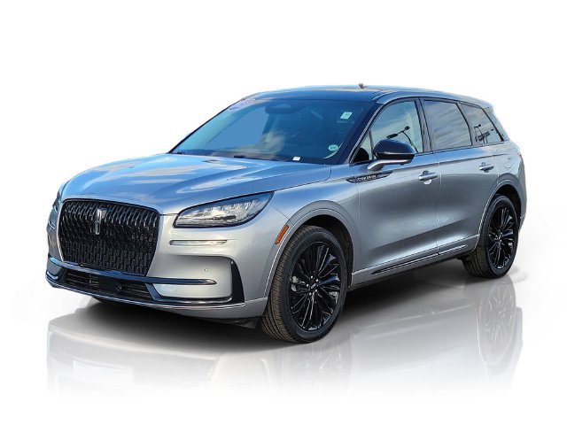 Used 2023 Lincoln Corsair AWD w/ Equipment Group 101A image 3