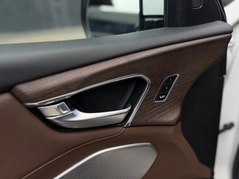 Used 2025 Acura RDX SH-AWD w/ Advance Package image 24