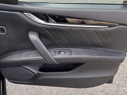 Used 2019 Maserati Ghibli image 44