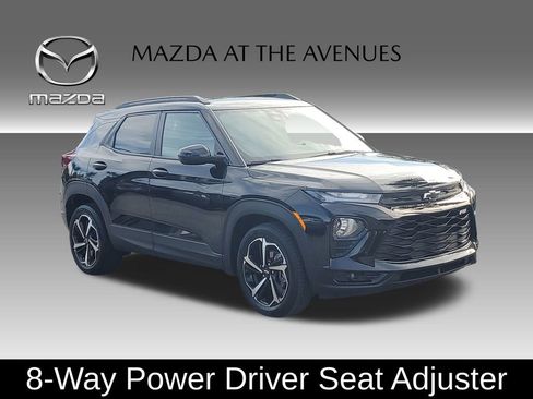 Used 2022 Chevrolet TrailBlazer RS image 3