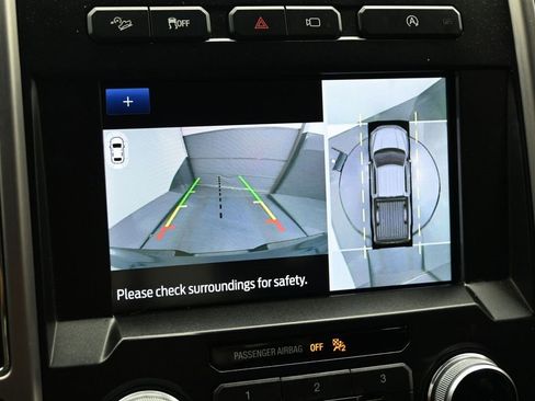 Used 2019 Ford F150 Platinum w/ Equipment Group 701A Luxury image 17