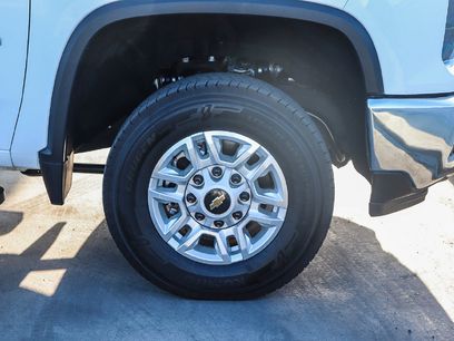 Used 2025 Chevrolet Silverado 2500 LT w/ Convenience Package