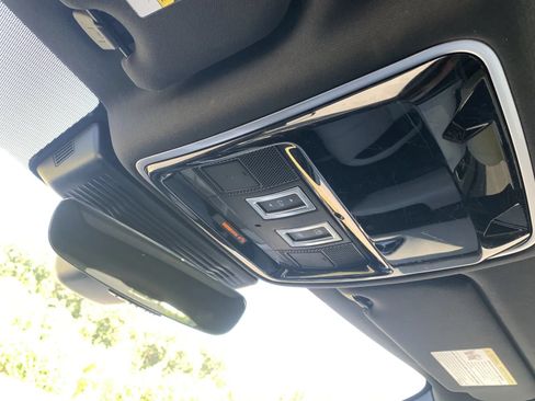 Used 2021 Land Rover Range Rover Velar R-Dynamic S AWD/4WD image 25
