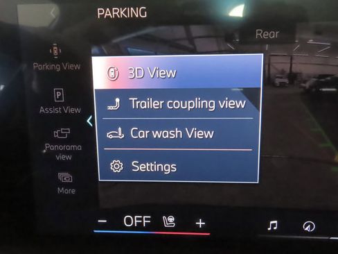 Used 2025 BMW X7 xDrive40i w/ Premium Package AWD/4WD image 27
