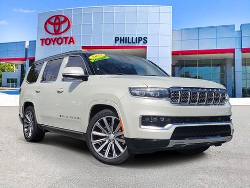 Used 2022 Jeep Grand Wagoneer Series II w/ Premium Group II image 1