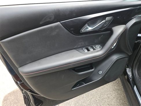 Used 2022 Chevrolet Blazer RS image 14