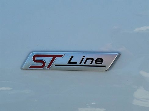 Used 2023 Ford Escape ST-Line image 27