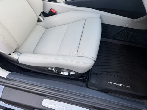 Used 2019 Porsche 911 Carrera S RWD image 17