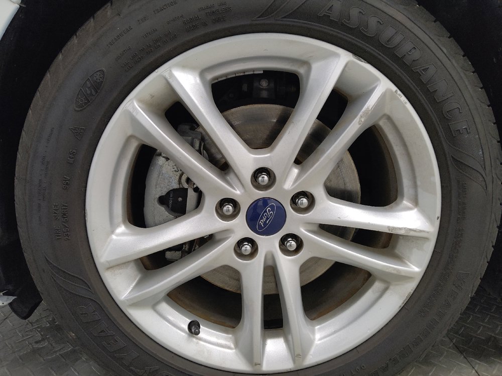 Used 2018 Ford Fusion SE FWD image 31