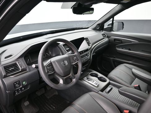 Certified 2022 Honda Passport TrailSport image 28