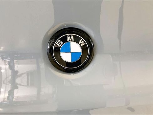 Certified 2025 BMW X4 M40i image 32