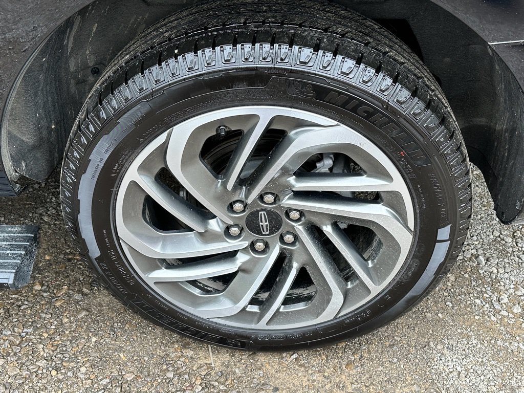 New 2025 Lincoln Navigator Reserve AWD/4WD image 5
